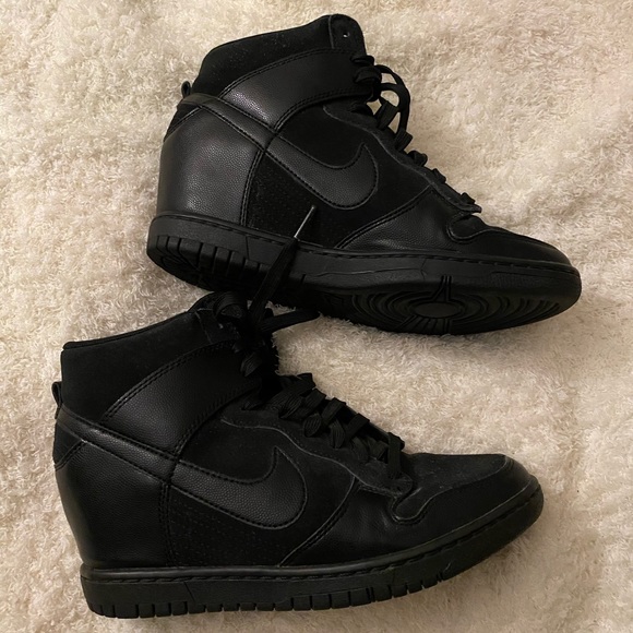 nike wedge heel sneakers